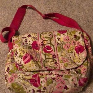 Vera Bradley messenger bag